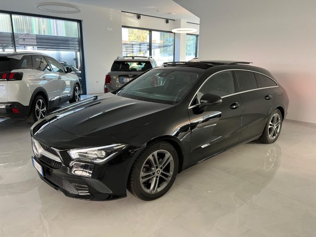 MERCEDES-BENZ CLA 180 Automatic Shooting Brake Sport tetto panoramico Immagine 0