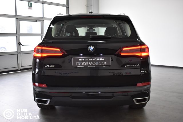 BMW X5 xDrive25d Business Aut. Immagine 4