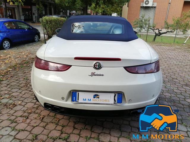 ALFA ROMEO Spider 2.0 JTDm Immagine 2