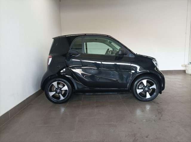 SMART ForTwo EQ PASSION PLUS BLACKMOTION EDITION Immagine 1