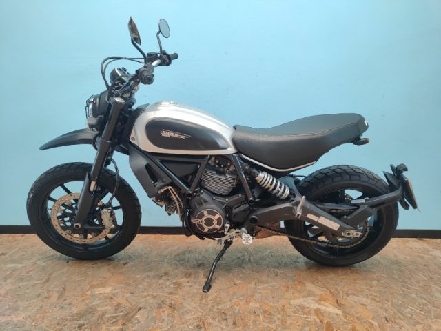 DUCATI Scrambler 800 ICON Garantita&Finanziabile Immagine 3