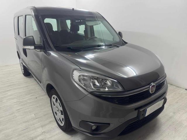 FIAT Doblo Doblò 1.6 MJT 16V 120CV Lounge Immagine 1