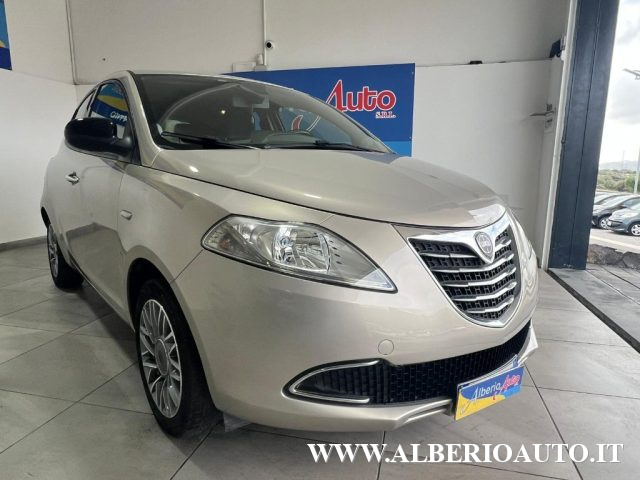 LANCIA Ypsilon 1.2 69 CV 5 porte Gold Immagine 1