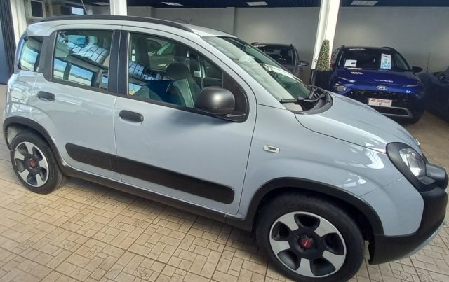 FIAT Panda 1.0 FireFly S&S Hybrid City Cross Immagine 1