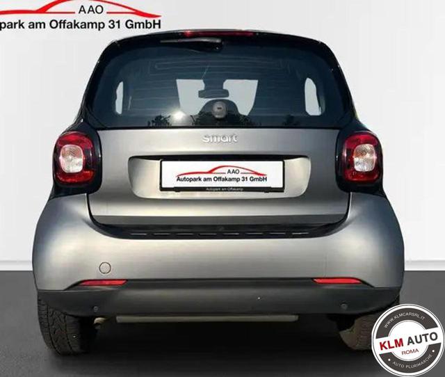 SMART ForTwo 70 1.0 twinamic Passion + garanzia Immagine 4