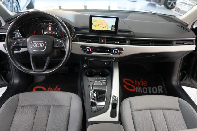 AUDI A4 SW 2.0 35 TDI S tronic Business Immagine 4