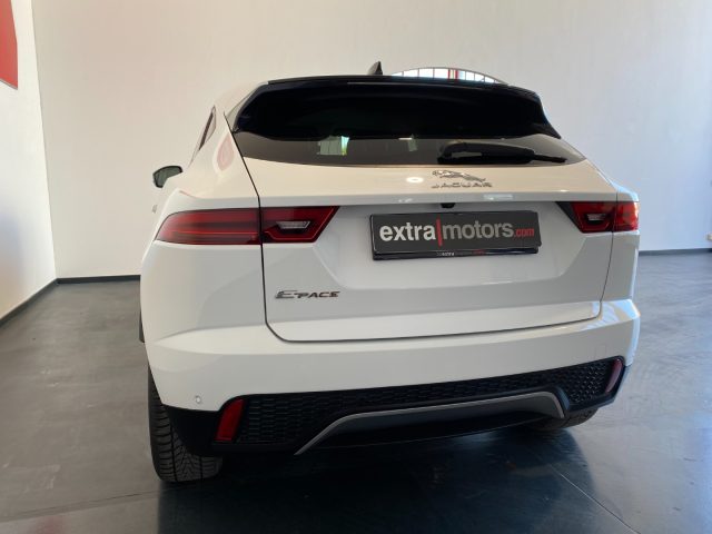 JAGUAR E-Pace 2.0D S AUT. 4WD Immagine 4