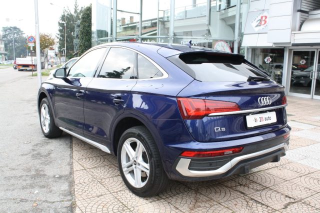 AUDI Q5 SPB 40 TDI quattro S tronic S line Immagine 2