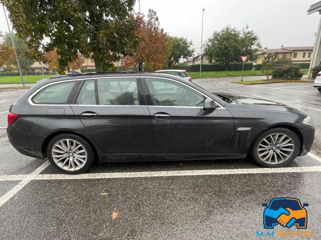 BMW 520 d Touring Luxury Immagine 3