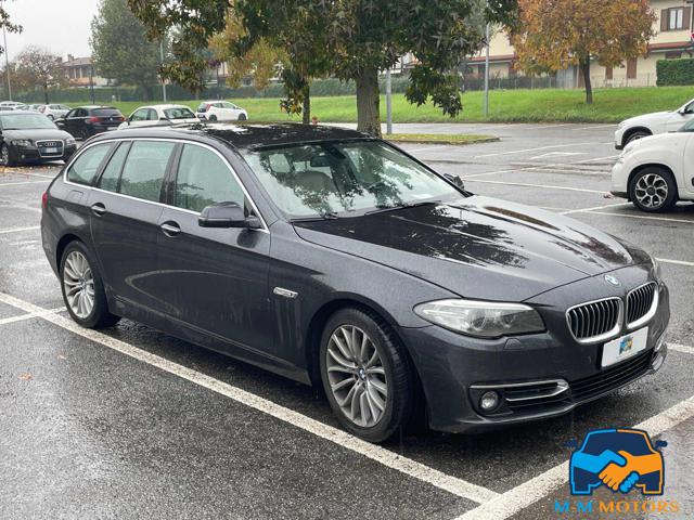 BMW 520 d Touring Luxury Immagine 2