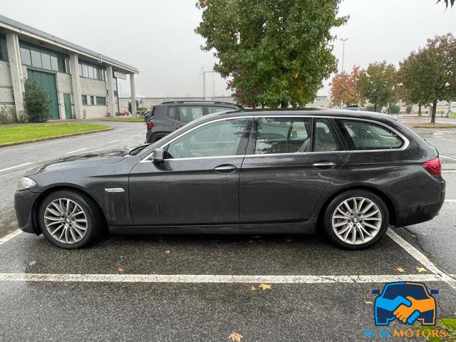 BMW 520 d Touring Luxury Immagine 4