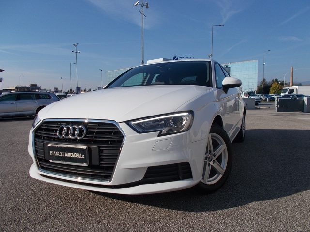 AUDI A3 SPB 35 TDI S tronic Business Immagine 3