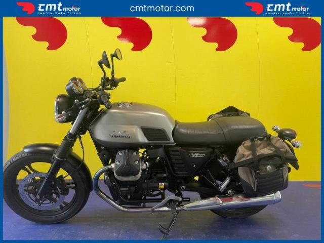 MOTO GUZZI V7 Garantita e Finanziabile Immagine 2