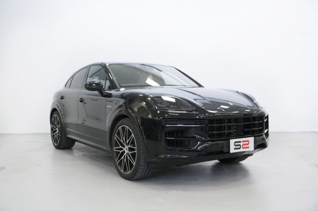 PORSCHE Cayenne Coupé 3.0 V6 E-Hybrid Immagine 2