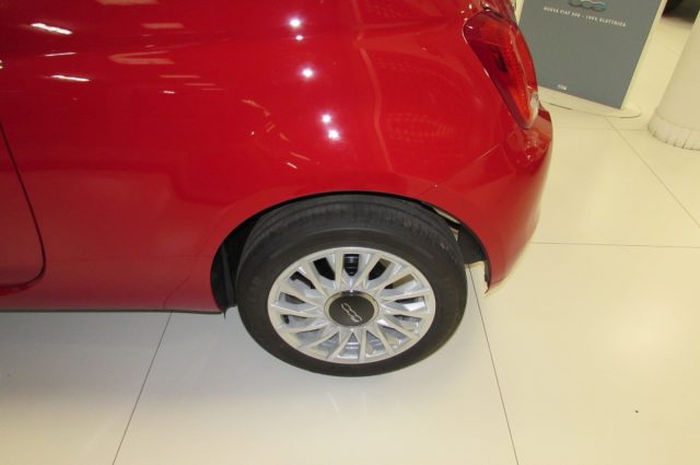 FIAT 500 1.0 Hybrid 70cv Dolcevita KM.ZERO Immagine 4