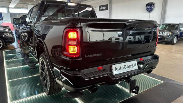 RAM 1500 NEW LARAMIE NIGHT PREMIUM 3.0L 420CV Immagine 4