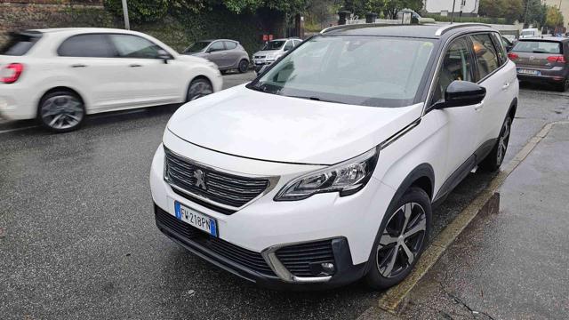 PEUGEOT 5008 PureTech Turbo 130 S&S Active Immagine 1