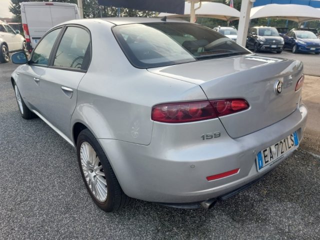 ALFA ROMEO 159 1.9 JTDm 150CV Distinctive Q-Tronic Unico propriet Immagine 3