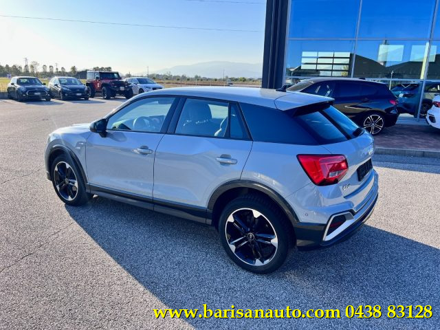 AUDI Q2 35 TFSI S line Plus / Grigio Freccia Immagine 3