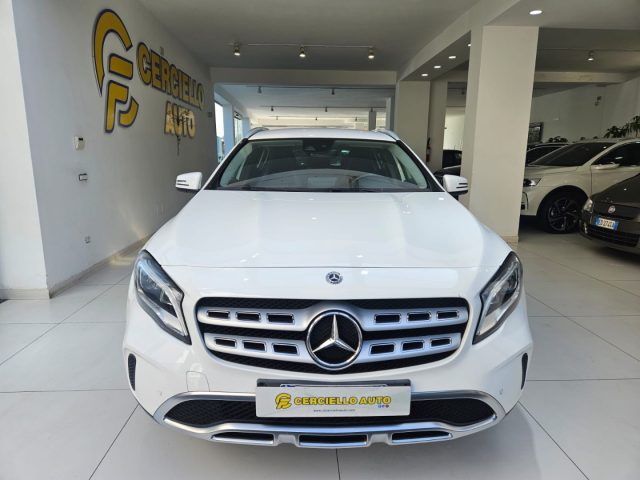 MERCEDES-BENZ GLA 180 d Sport tua subito da ?229,00 mensili Immagine 0