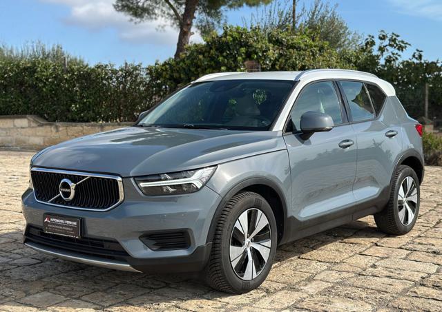 VOLVO XC40 D3 AWD Geartronic Momentum (Navi/APP/FullLED) Immagine 4