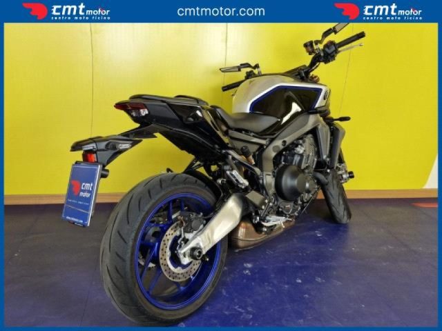 YAMAHA MT-09 Garantita e Finanziabile Immagine 3