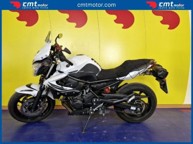 YAMAHA XJ6 Garantita e Finanziabile Immagine 2