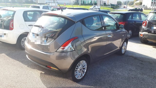 LANCIA Ypsilon ANCONA - NEOPAT. - 1.2 69CV 5P GPL Ecochic Silver Immagine 3