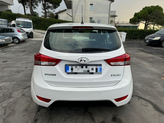 HYUNDAI iX20 civitanova m.- NEOPATENTATI - 1.4 90 CV Classic Immagine 4