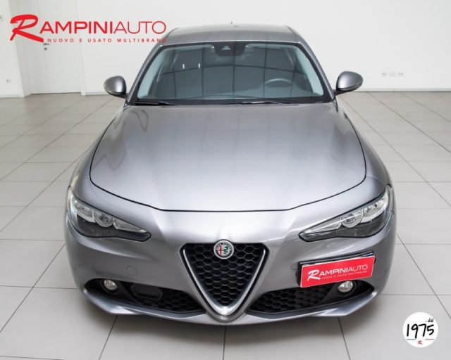 ALFA ROMEO Giulia 2.2 Turbodiesel 150 CV AT8 Pronta Consegna Immagine 1