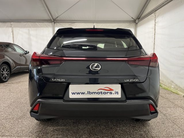 LEXUS UX Full Electric UX Hybrid F MIDNIGHT Immagine 4