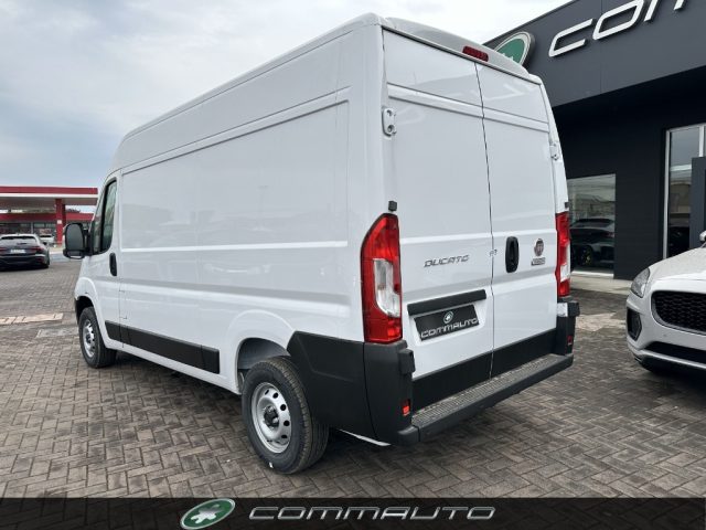 FIAT Ducato 33 2.2 Mjt 140CV PM-TM Furgone Immagine 3