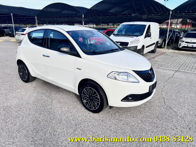 LANCIA Ypsilon 1.0 FireFly 5 porte S&S Hybrid Oro Immagine 1