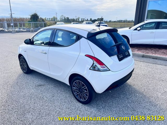 LANCIA Ypsilon 1.0 FireFly 5 porte S&S Hybrid Oro Immagine 3