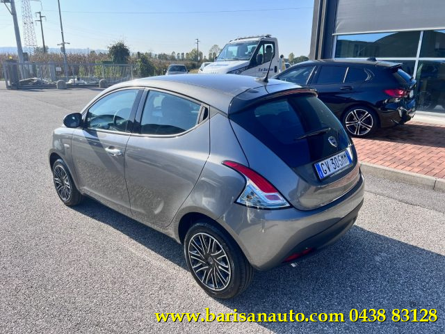 LANCIA Ypsilon 1.0 FireFly 5 porte S&S Hybrid Oro Immagine 3