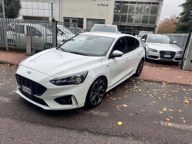 FORD Focus 1.5 TDCi 120 CV Start&Stop Powershift ST Line Immagine 1