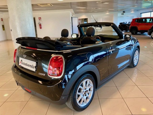 MINI Mini 1.5 Cooper Cabrio Navig PREZZO REALE !! Immagine 3