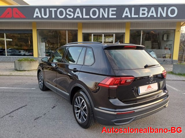 VOLKSWAGEN Tiguan 1.5 TSI 150 CV DSG ACT Life Immagine 4