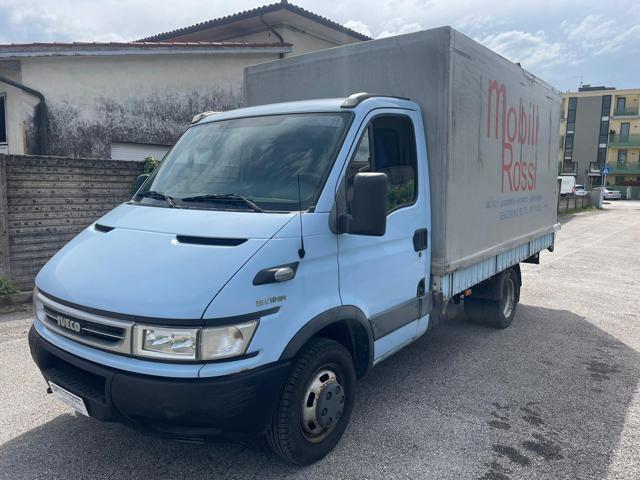 IVECO Daily 2.3 CASS CON CENT E TELONE AD ALTEZZA VARIABILE Immagine 1