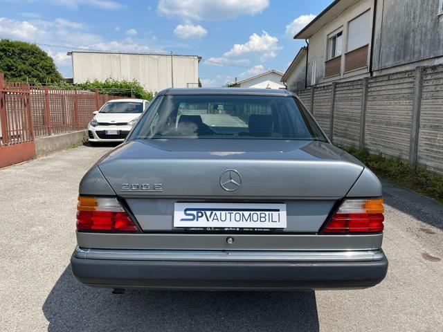 MERCEDES-BENZ E 200 E 200 Immagine 3