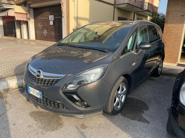 OPEL Zafira Tourer 1.6 T EcoM 150CV Cosmo Immagine 1