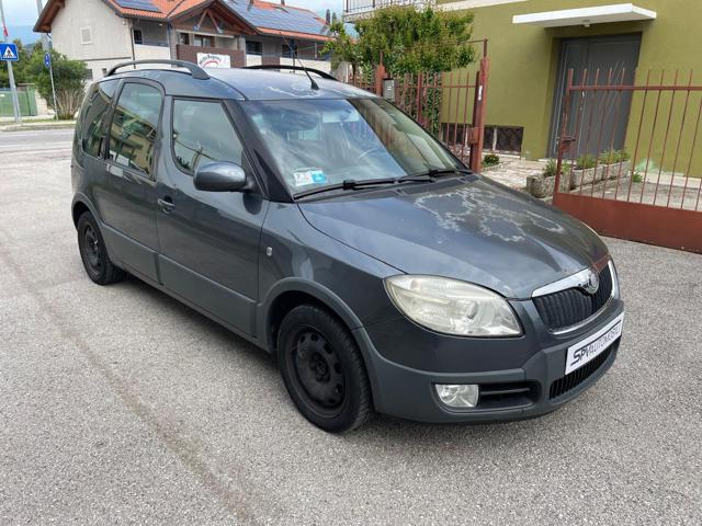 SKODA Roomster 1.4 GPL GANCIO TRAINO/NEOPATENTATO Immagine 0