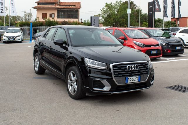 AUDI Q2 1.6 TDI Business Immagine 0