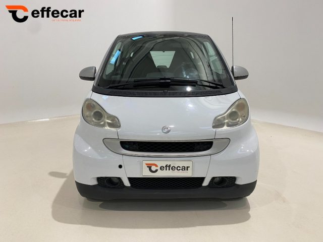 SMART ForTwo 1000 52 kW MHD coupé passion Immagine 1