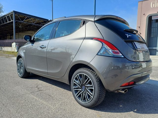 LANCIA Ypsilon 1.2 69 CV 5 porte S&S Gold Adatta Neopatentati Immagine 2