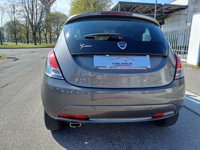 LANCIA Ypsilon 1.2 69 CV 5 porte S&S Gold Adatta Neopatentati Immagine 3