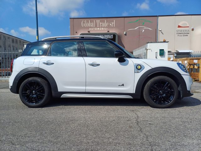 MINI Countryman 1.5 Cooper SE Hype Countryman ALL4 Automatica Immagine 3