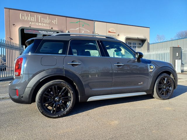 MINI Countryman 1.5 Cooper SE Hype Countryman ALL4 Automatica Immagine 2