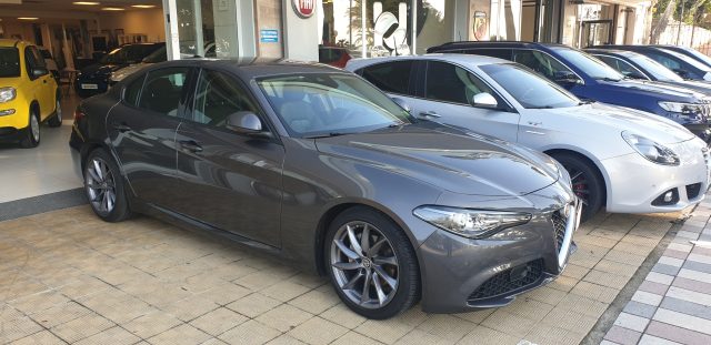 ALFA ROMEO Giulia 2.2 Turbodiesel 180 CV Super Q2 At8 Immagine 1