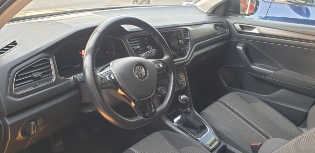 VOLKSWAGEN T-Roc 1.6 TDI SCR Business BlueMotion Technology Immagine 3